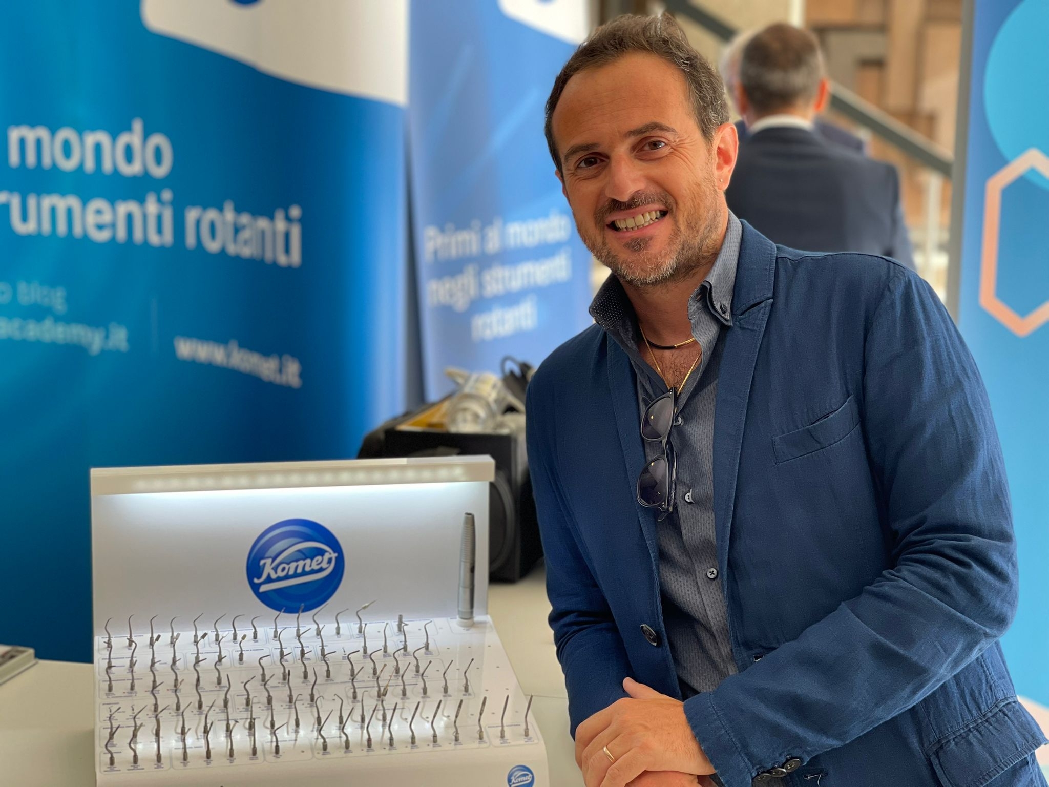 Grazie al sonico, i clinici oggi possono migliorare la sicurezza nei trattamenti di pedodonzia e conservativa su pazienti non collaboranti