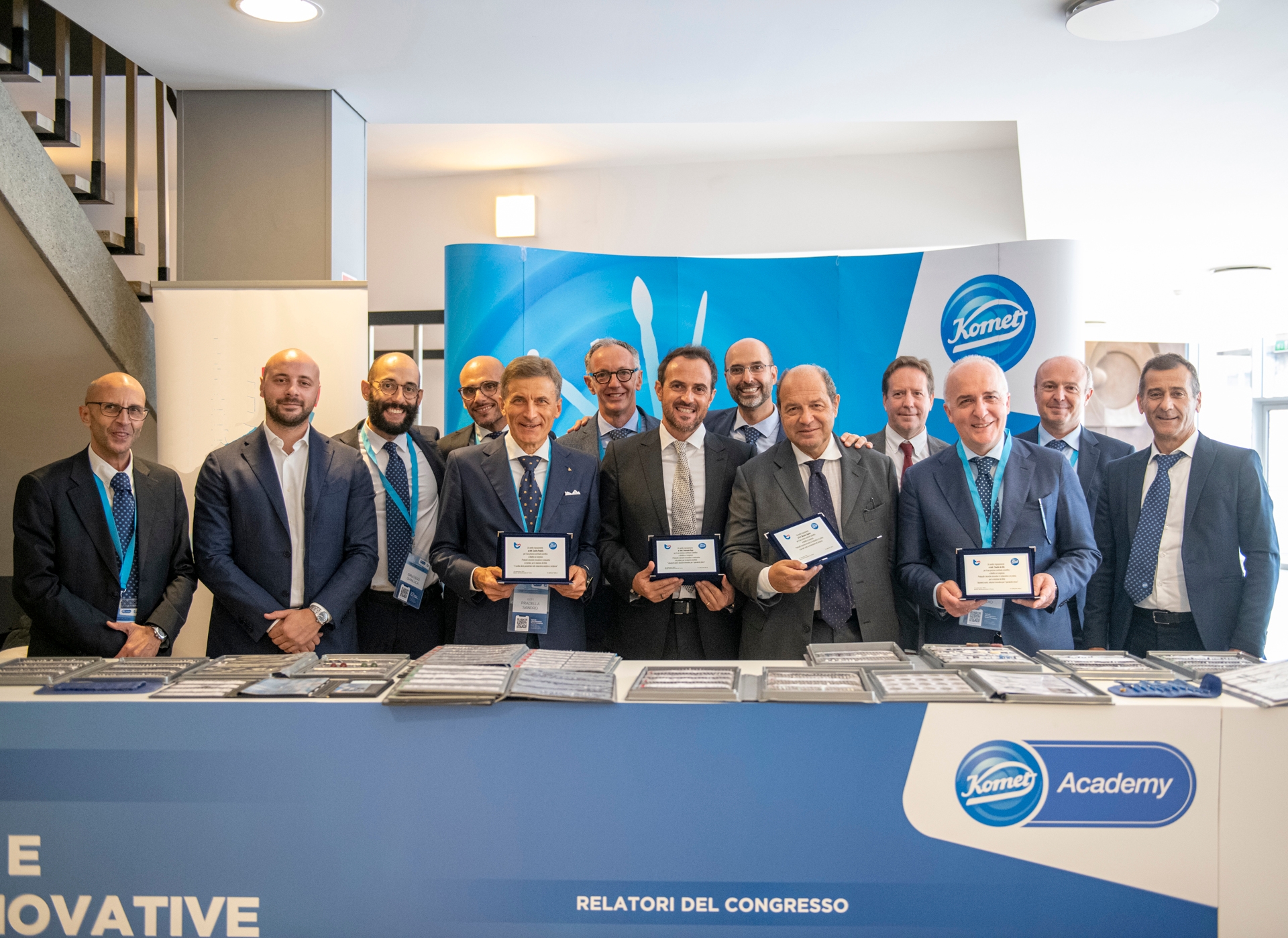 Tecniche adesive in restaurativa - video del Dr. Sandro Pradella al Convegno di Verona del 21 ottobre 2023 della Komet Academy