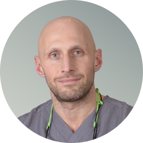 Dr. Luciano Laveglia 